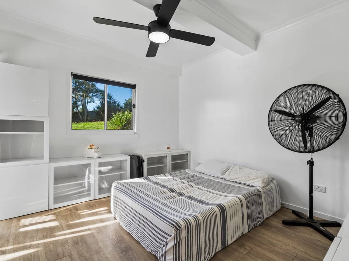 2 Carmel Close, Gilston - Thumbnail 34