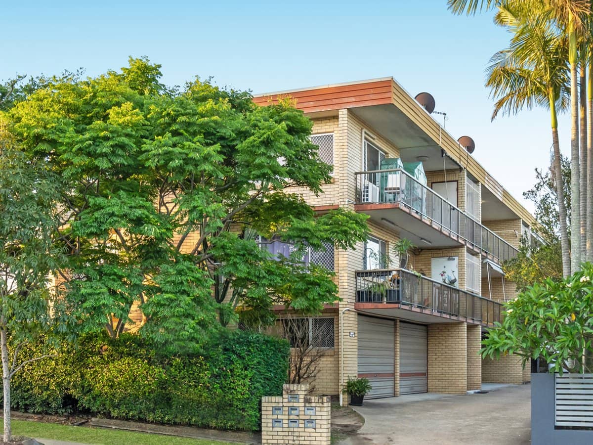 37 Rode Road, WAVELL HEIGHTS - Thumbnail 1