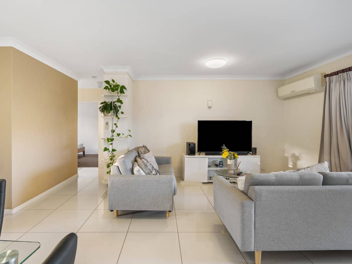 37 Rode Road, WAVELL HEIGHTS - Thumbnail 3