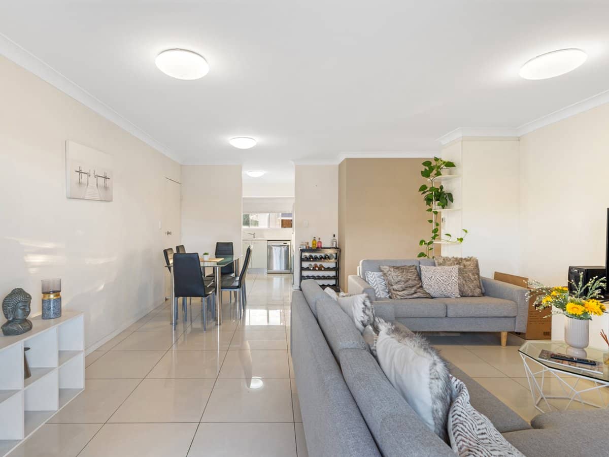 37 Rode Road, WAVELL HEIGHTS - Thumbnail 4