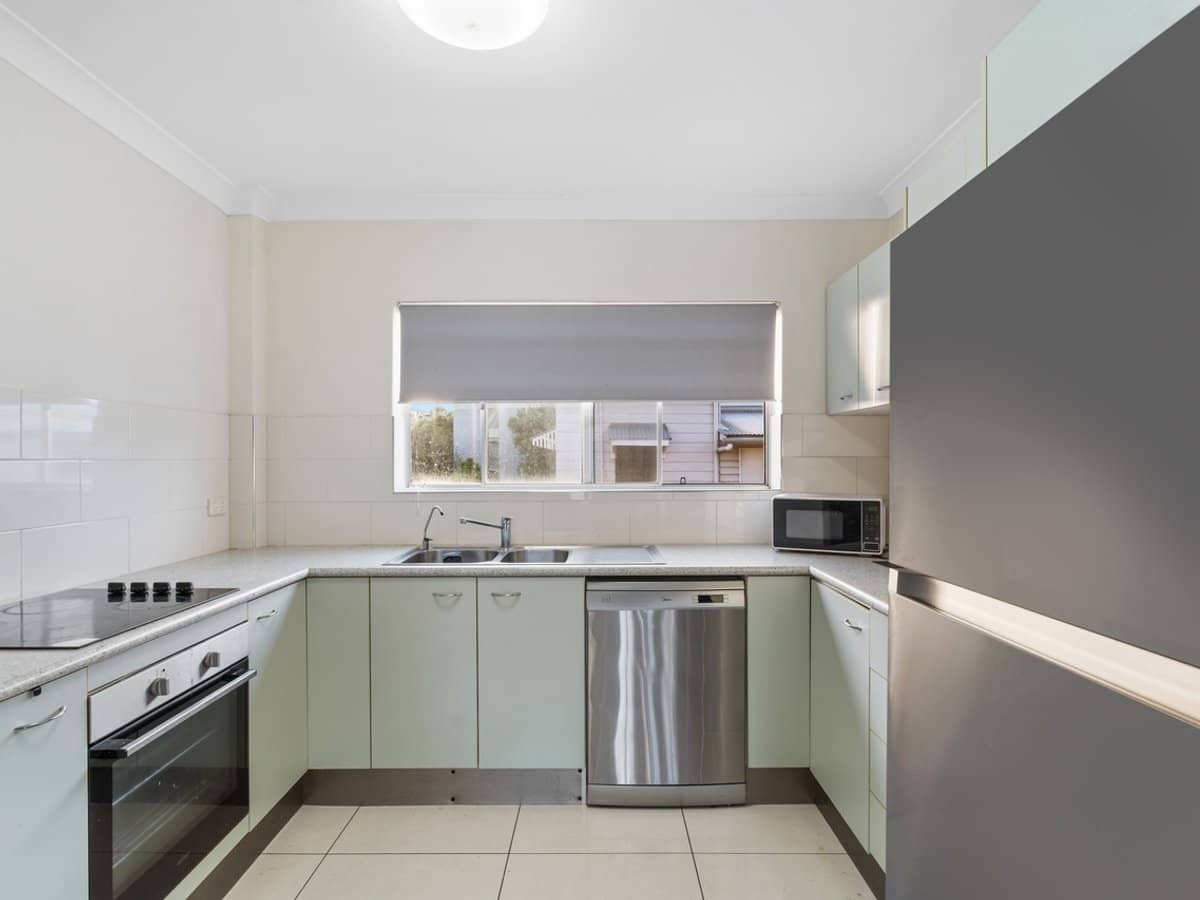 37 Rode Road, WAVELL HEIGHTS - Thumbnail 5