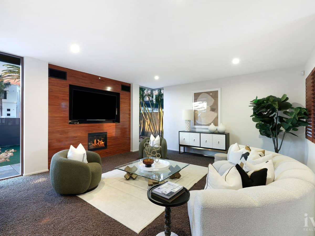 7 Royal Albert Crescent, Sovereign Islands - Thumbnail 13