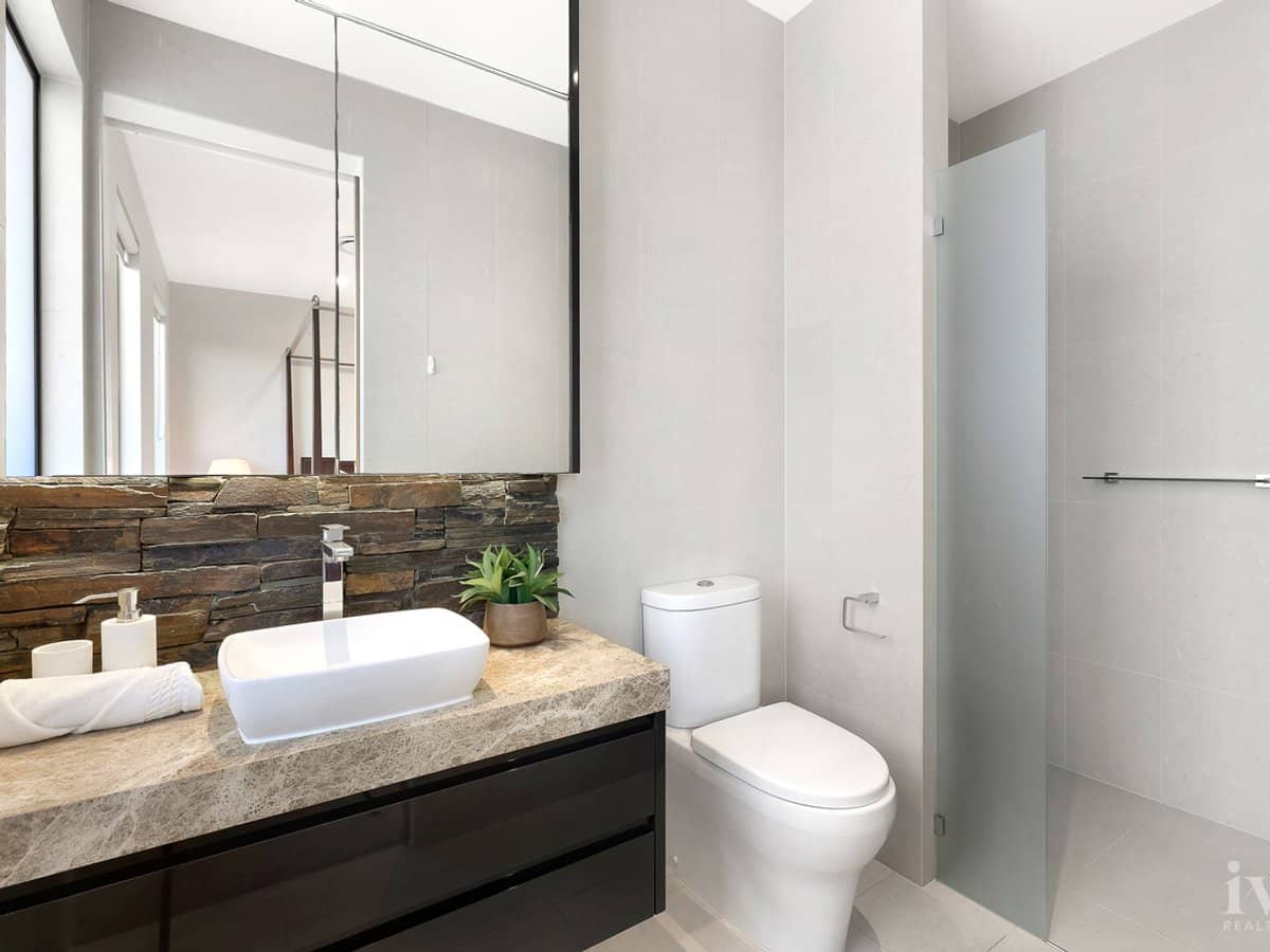 7 Royal Albert Crescent, Sovereign Islands - Thumbnail 28