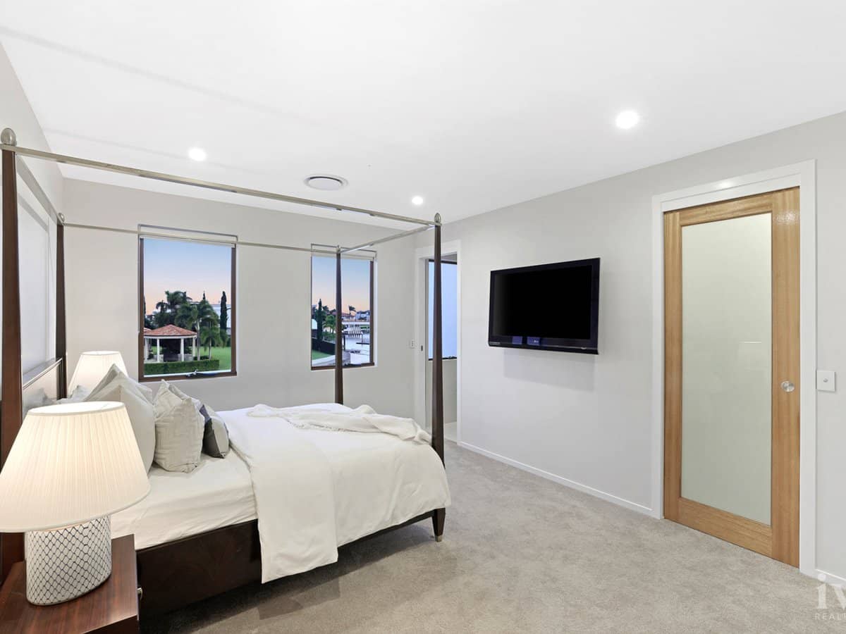 7 Royal Albert Crescent, Sovereign Islands - Thumbnail 29