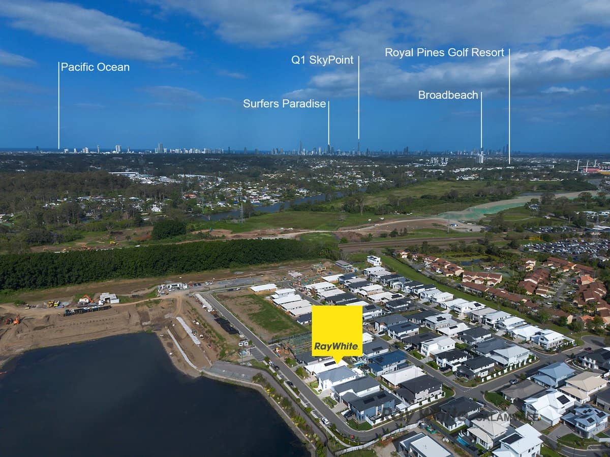 13 Villa Boulevard, NERANG - Thumbnail 2