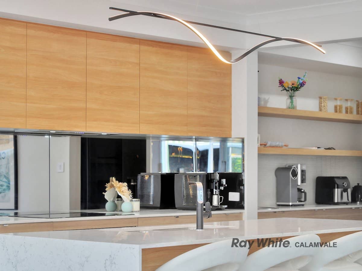 13 Villa Boulevard, NERANG - Thumbnail 4