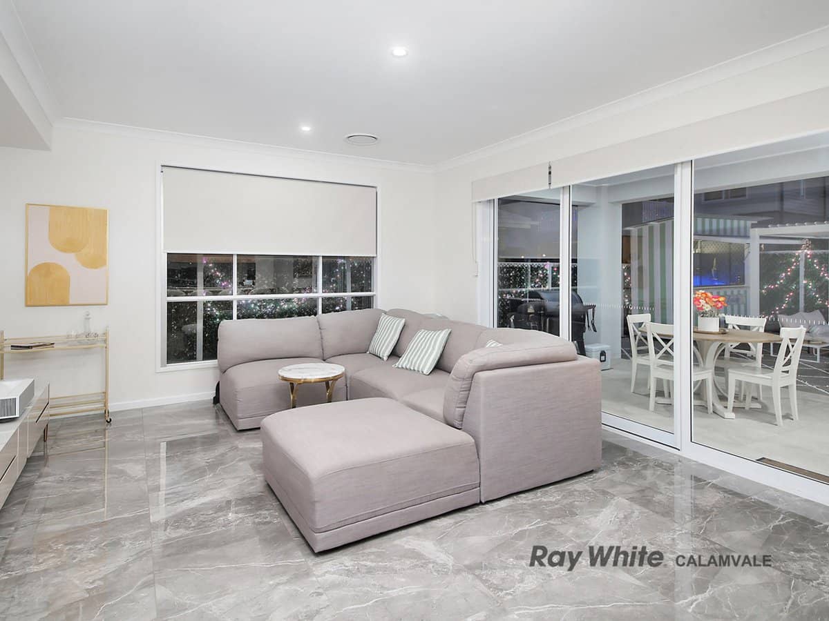 13 Villa Boulevard, NERANG - Thumbnail 11