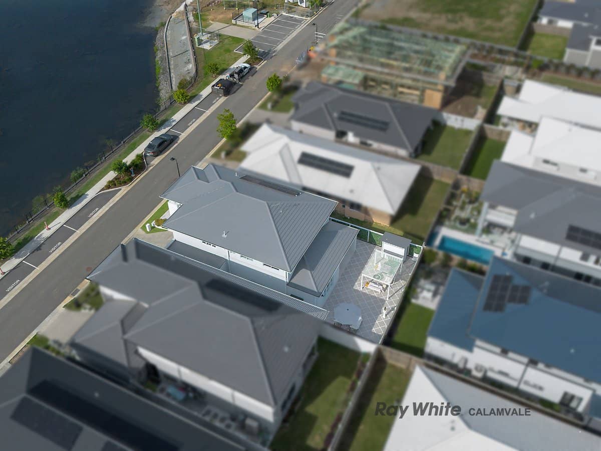 13 Villa Boulevard, NERANG - Thumbnail 33