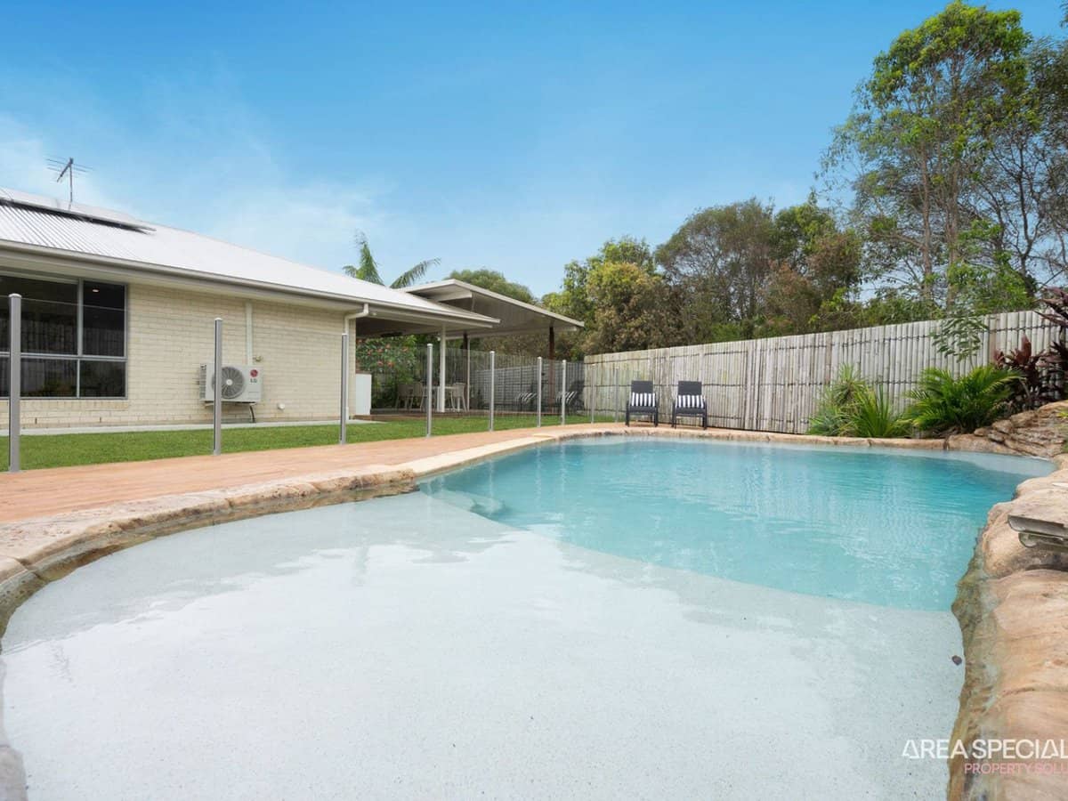 38 Seabright Circuit, Jacobs Well - Thumbnail 2