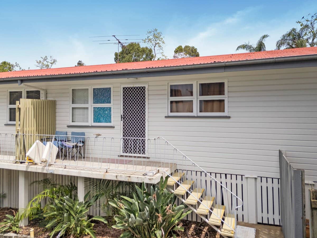 23 Conon Street, LUTWYCHE - Thumbnail 2