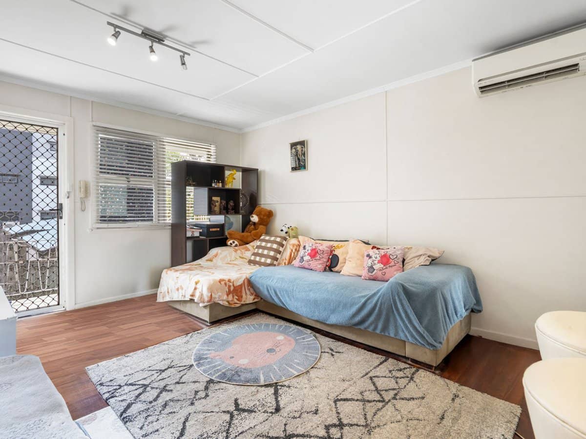 23 Conon Street, LUTWYCHE - Thumbnail 3