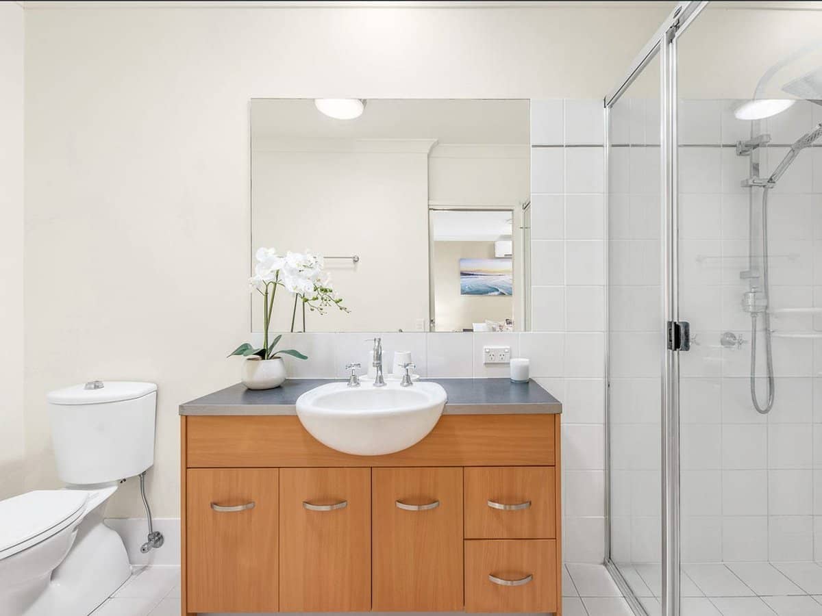 7 Greenway Circuit, MOUNT OMMANEY - Thumbnail 30