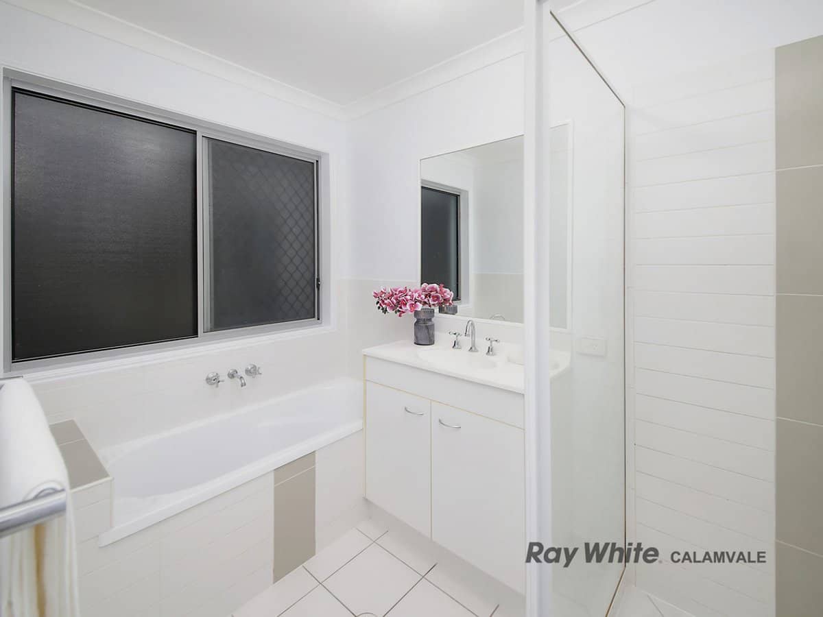 33 Michigan Crescent, PARKINSON - Thumbnail 15