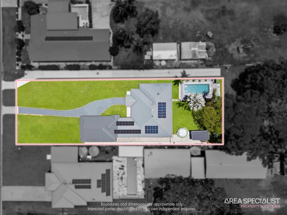 52 Pelican Parade, Jacobs Well - Thumbnail 6