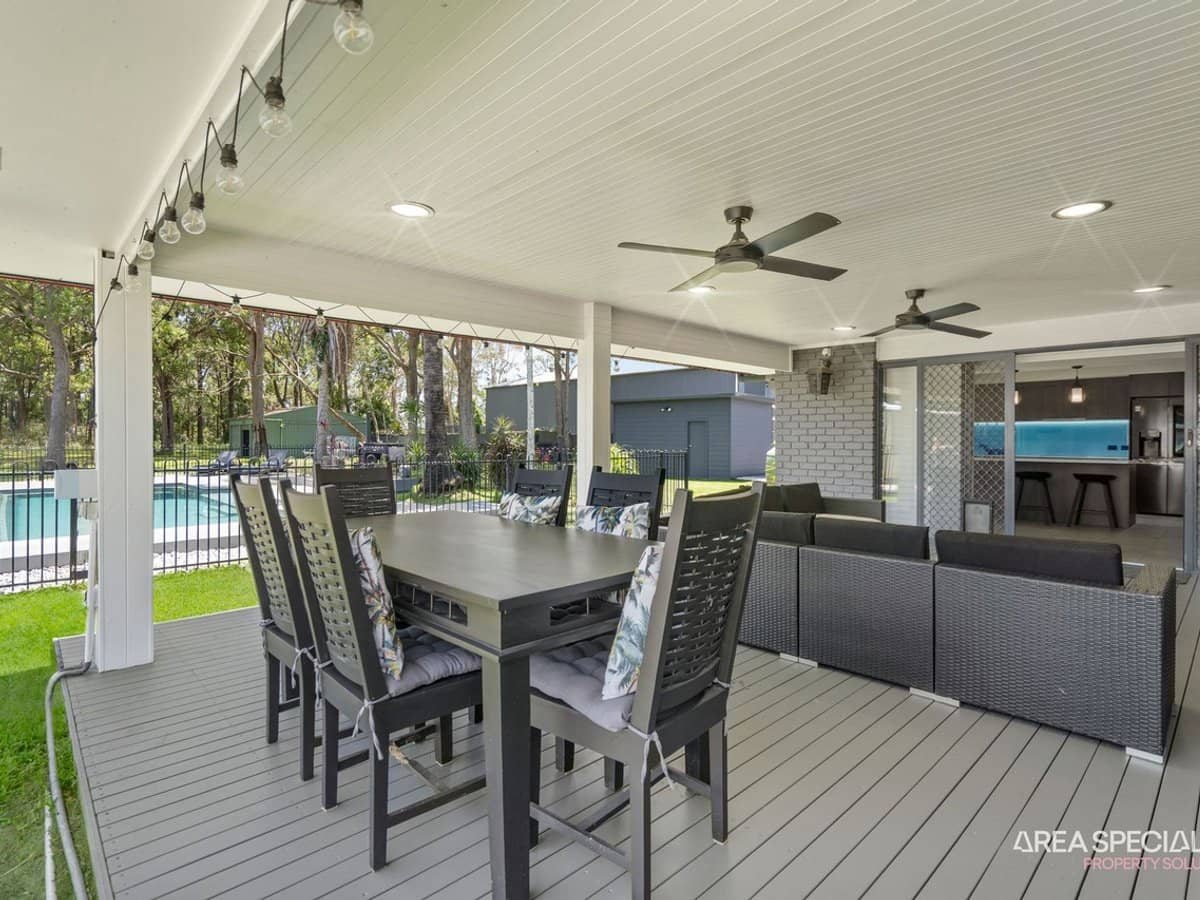 52 Pelican Parade, Jacobs Well - Thumbnail 14