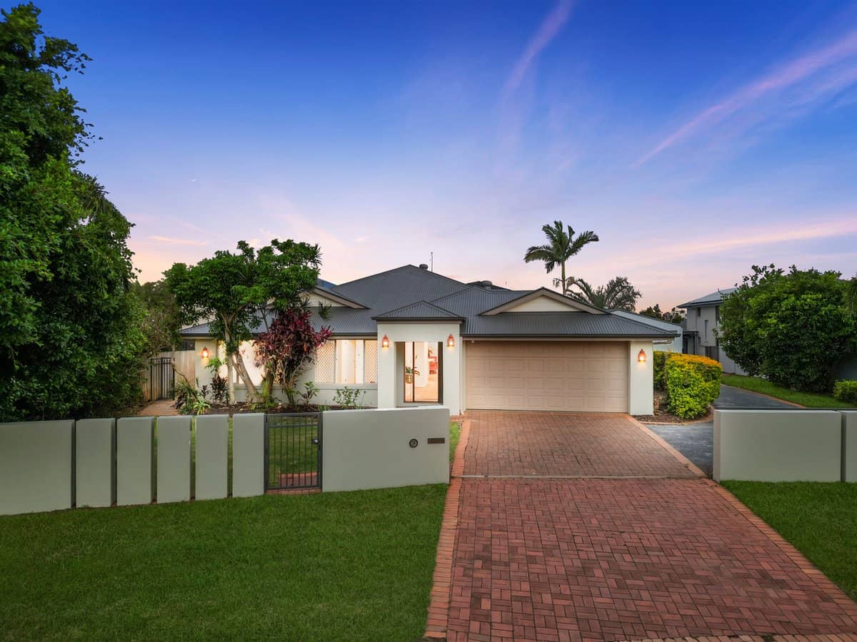 21 Kimbolton Drive, REDLAND BAY - Thumbnail 1