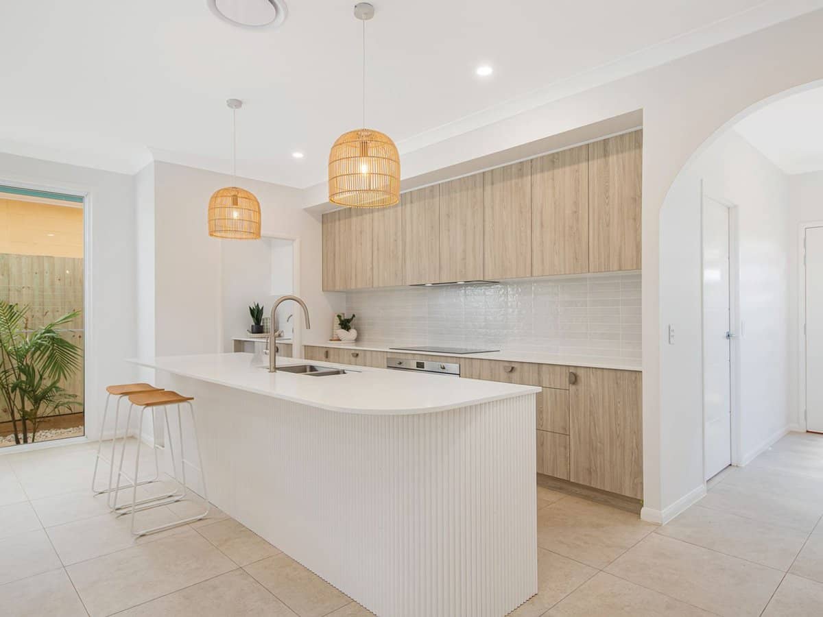 77 Colburn Avenue, Victoria Point - Thumbnail 2