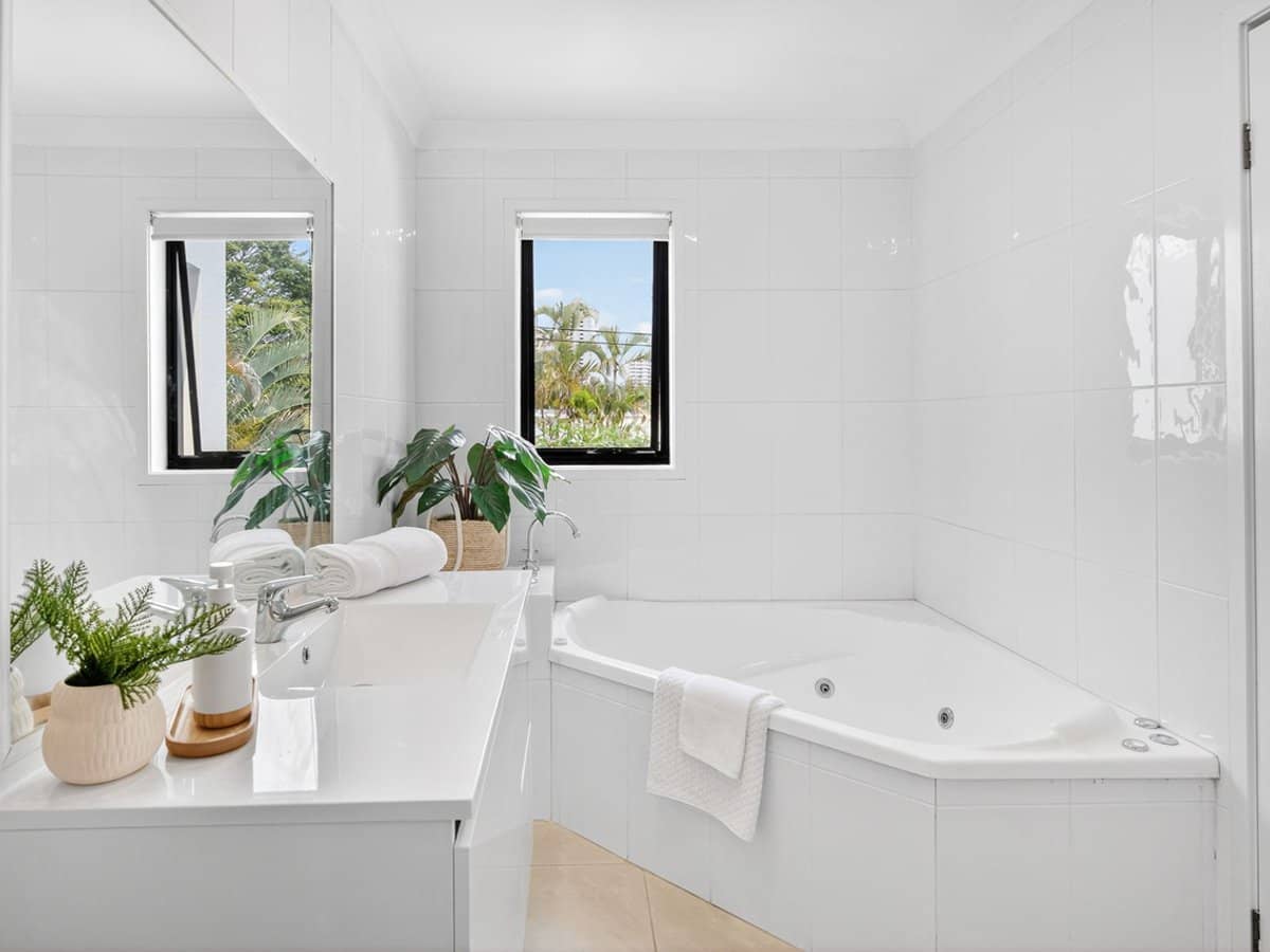 78 Paradise Island, Surfers Paradise - Thumbnail 12