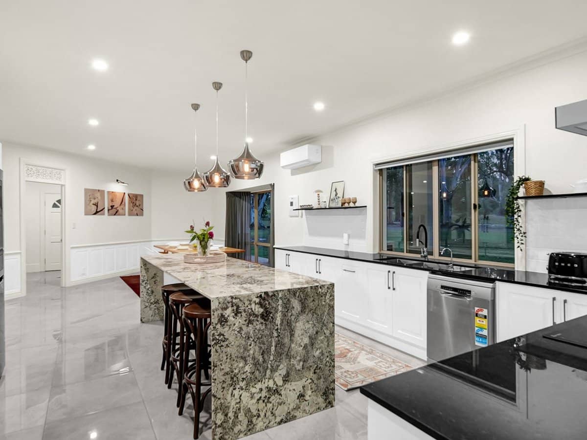 300 Teviot Road, CARBROOK - Thumbnail 13