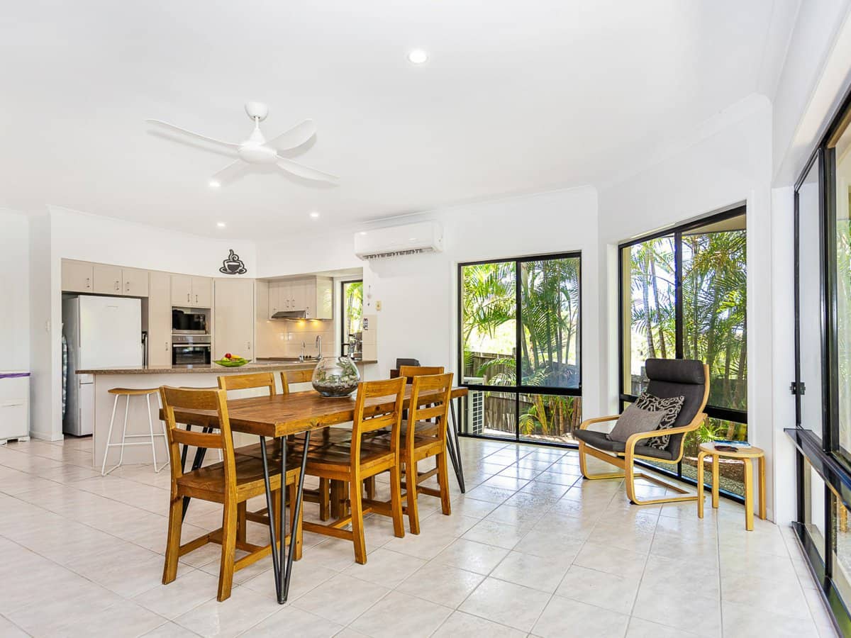 36 Mapleton Circuit, VARSITY LAKES - Thumbnail 8