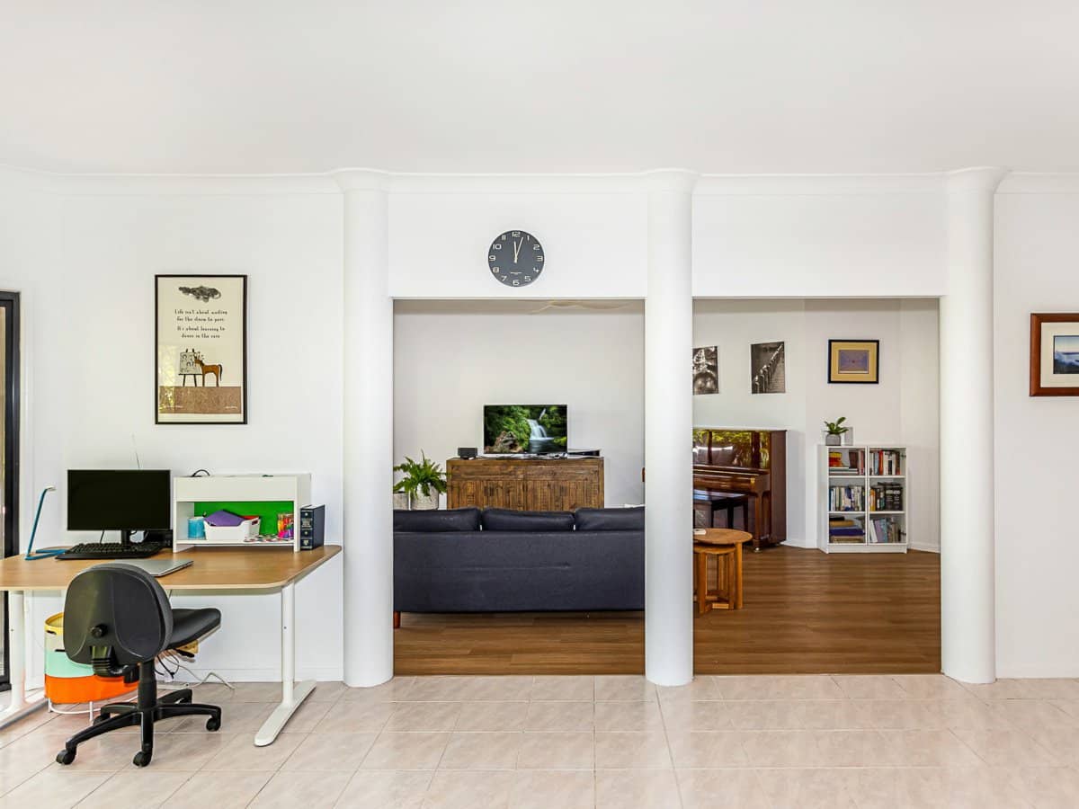 36 Mapleton Circuit, VARSITY LAKES - Thumbnail 10