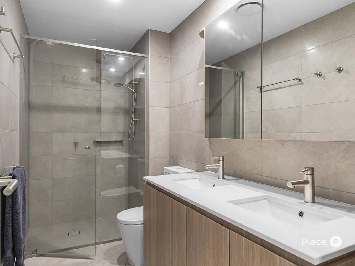 140 Wellington Road, East Brisbane - Thumbnail 15