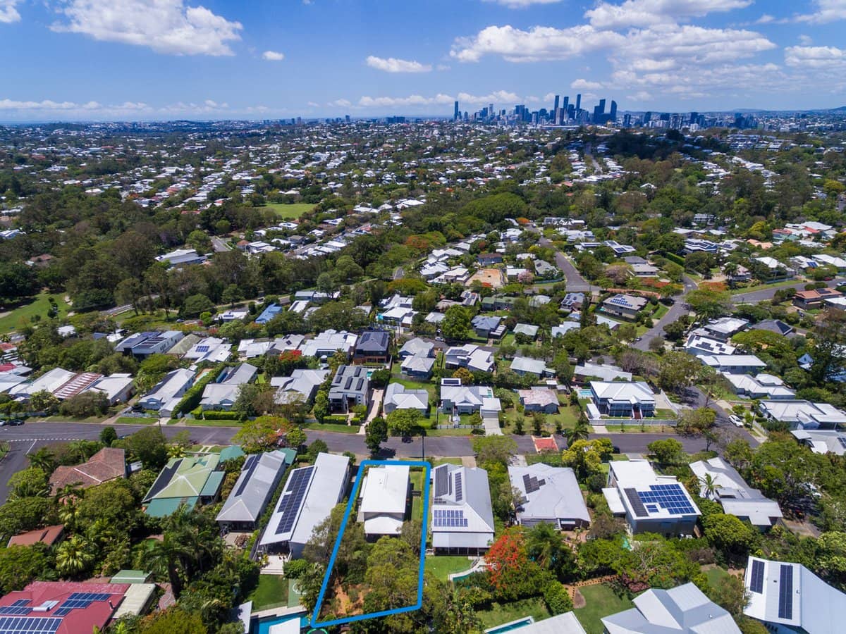 37 Panorama Street, ASHGROVE - Thumbnail 30