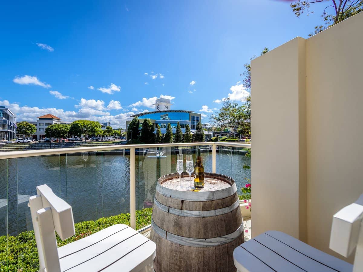 2/251 Varsity Parade, VARSITY LAKES - Thumbnail 5