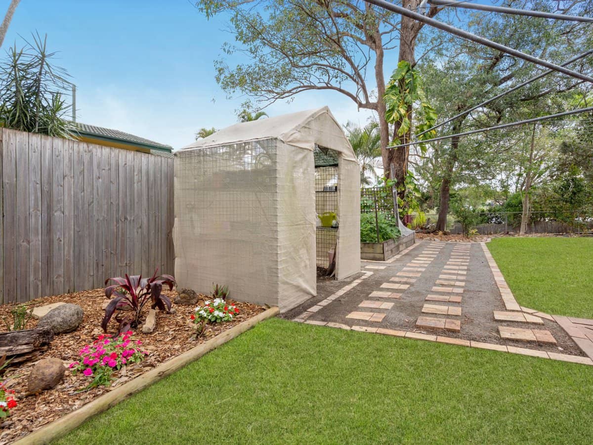 9 Burloo Crescent, FERNY HILLS - Thumbnail 18