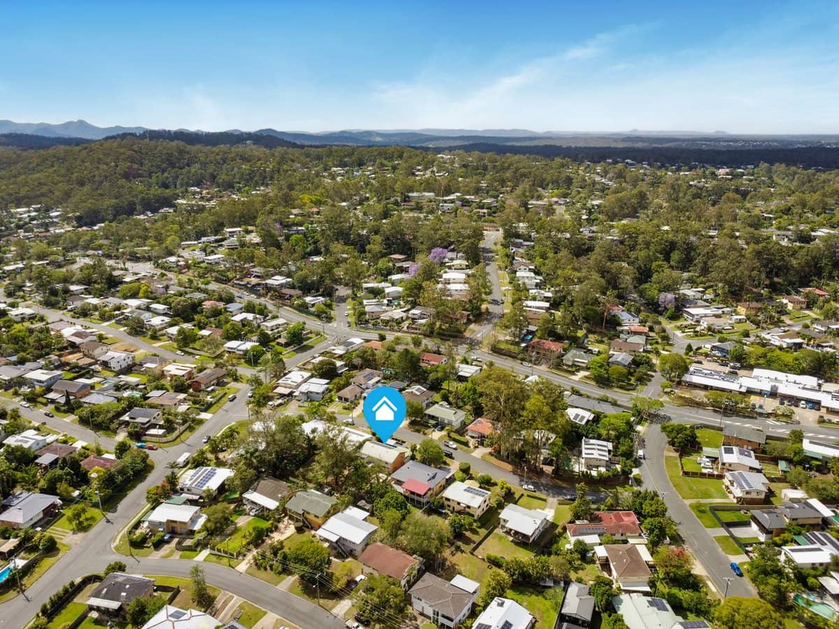 9 Burloo Crescent, FERNY HILLS - Thumbnail 24