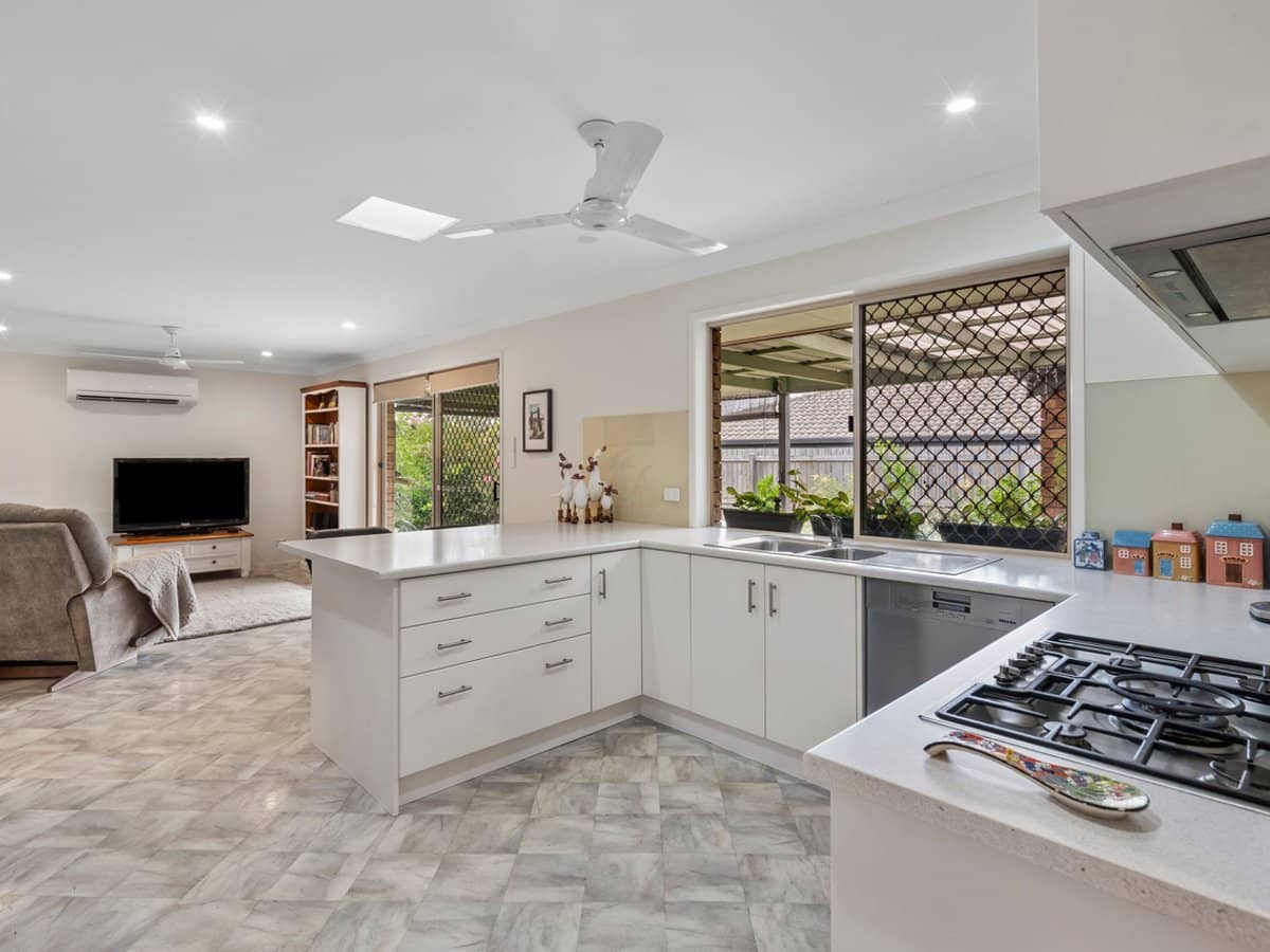 19 Malachite Street, KEPERRA - Thumbnail 4