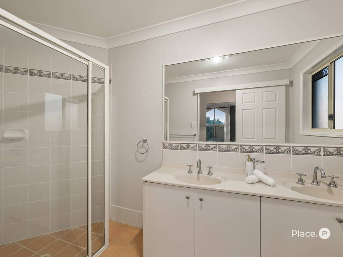 40 Clearmount Crescent, Carindale - Thumbnail 13