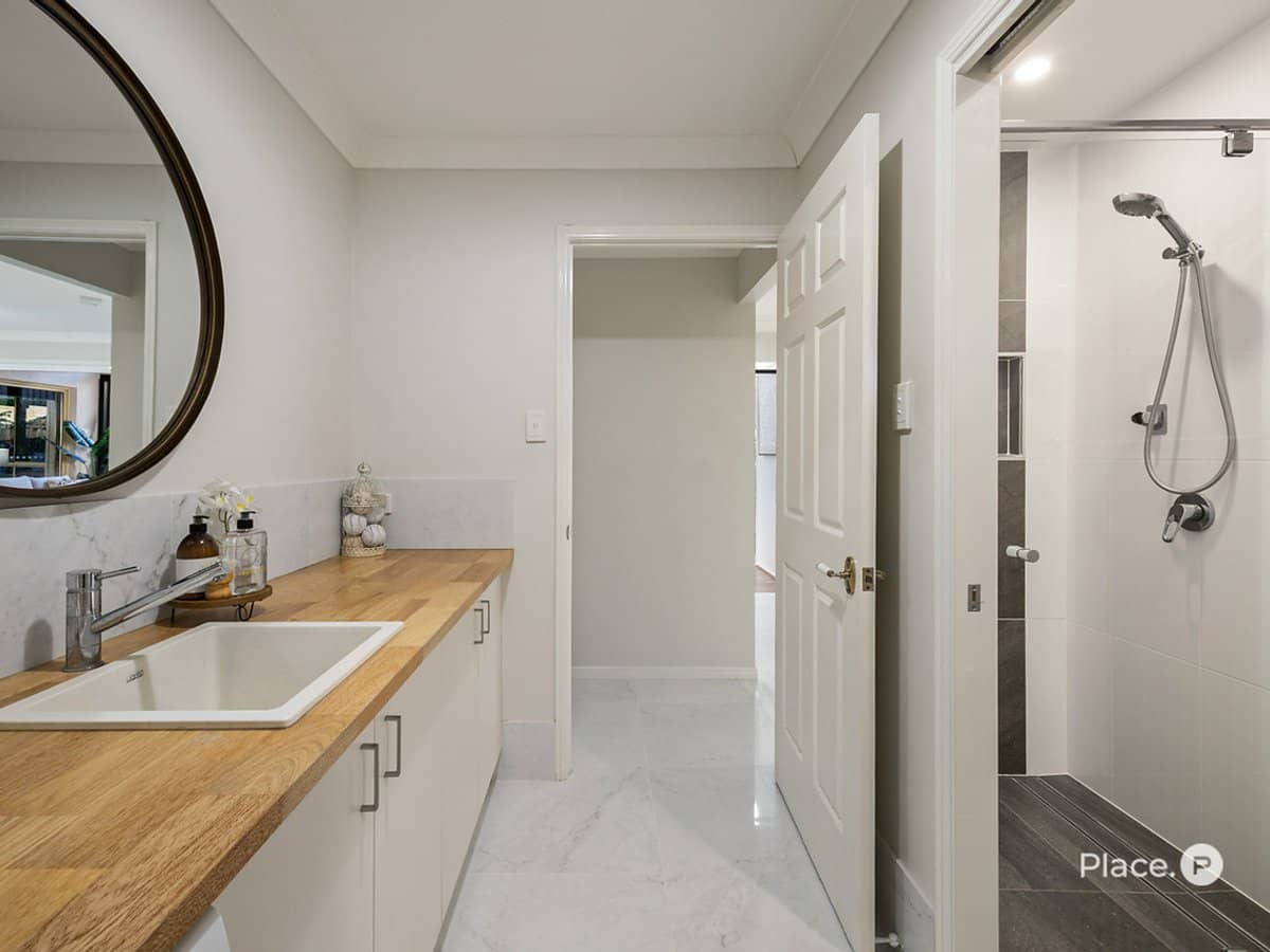 40 Clearmount Crescent, Carindale - Thumbnail 16