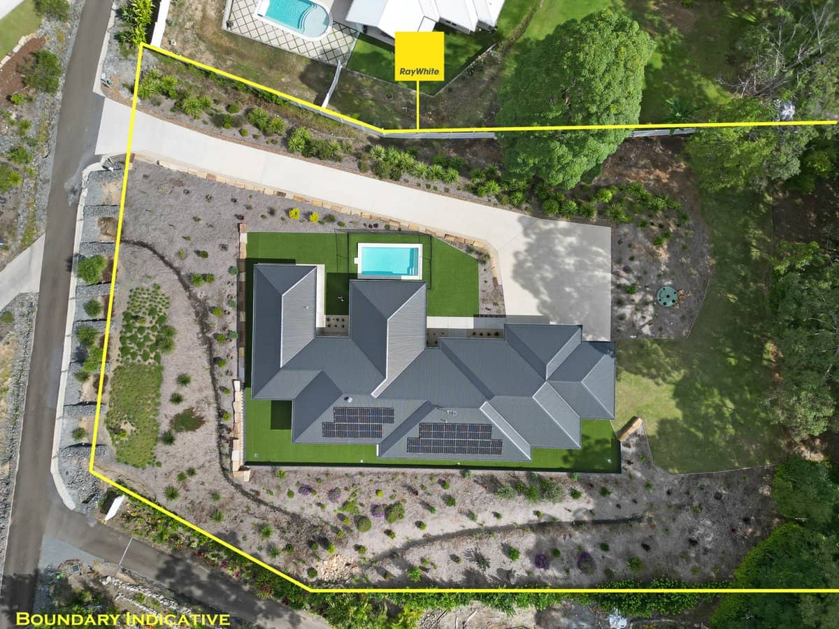 2/37 Hersden Court, BONOGIN - Thumbnail 4