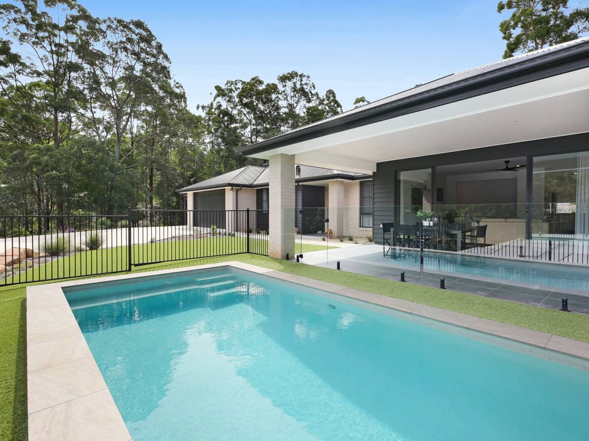 2/37 Hersden Court, BONOGIN - Thumbnail 27