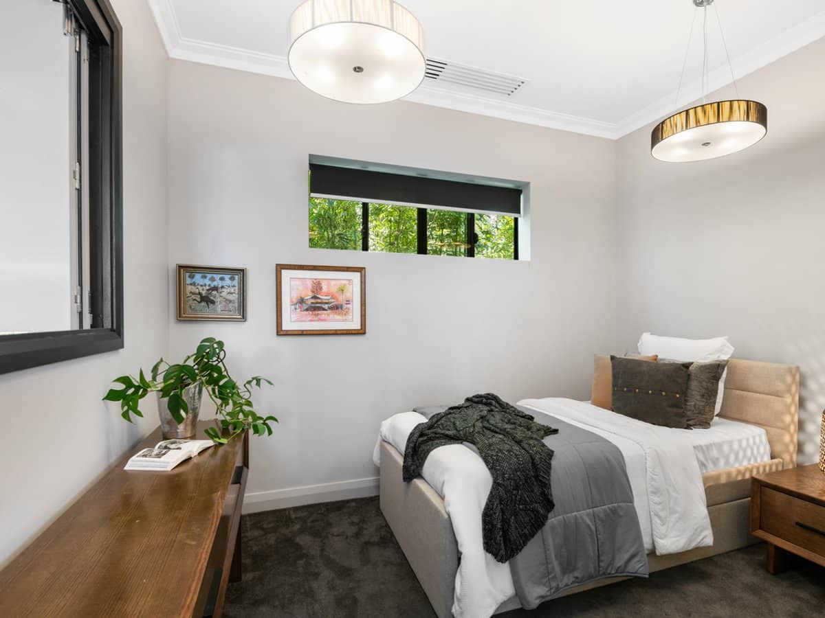 81A Stuart Street, Bulimba - Thumbnail 16