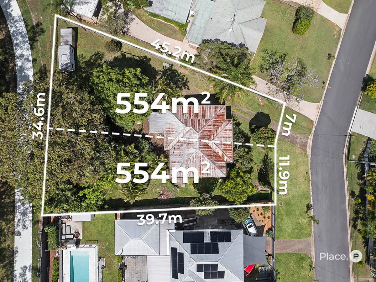 30 Diamond Street, Holland Park - Thumbnail 1