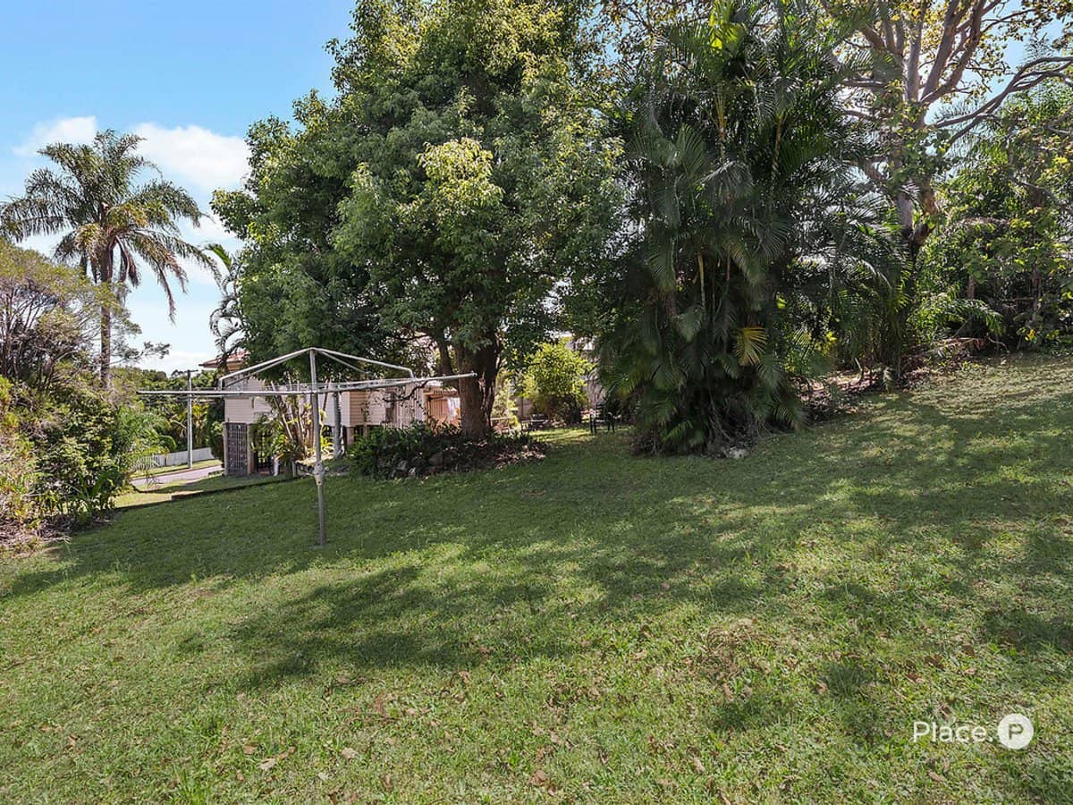 30 Diamond Street, Holland Park - Thumbnail 9