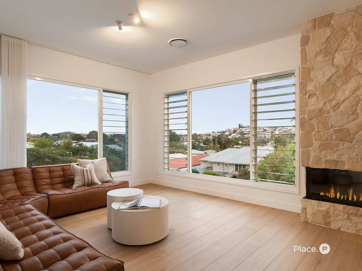 86 Brisbane Street, Bulimba - Thumbnail 3