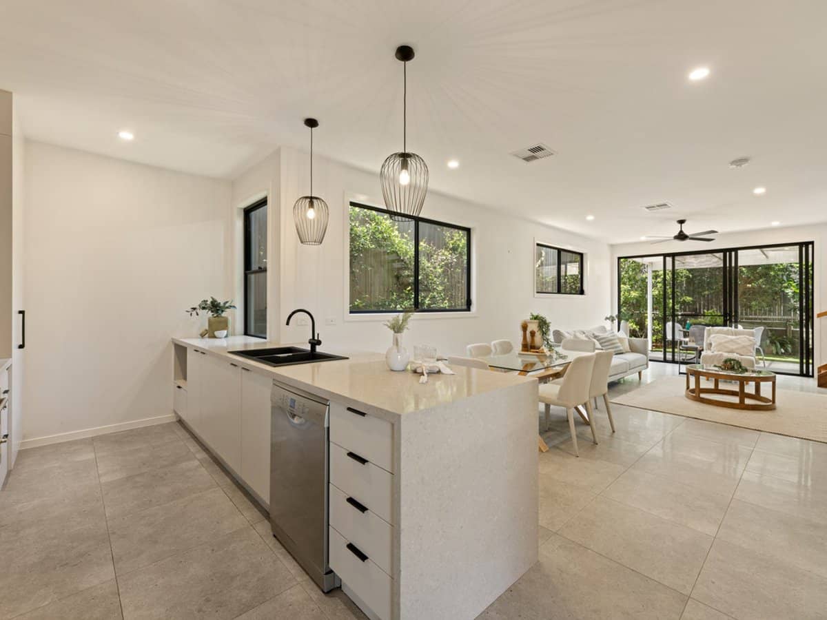 107 Albert Street, Camp Hill - Thumbnail 2