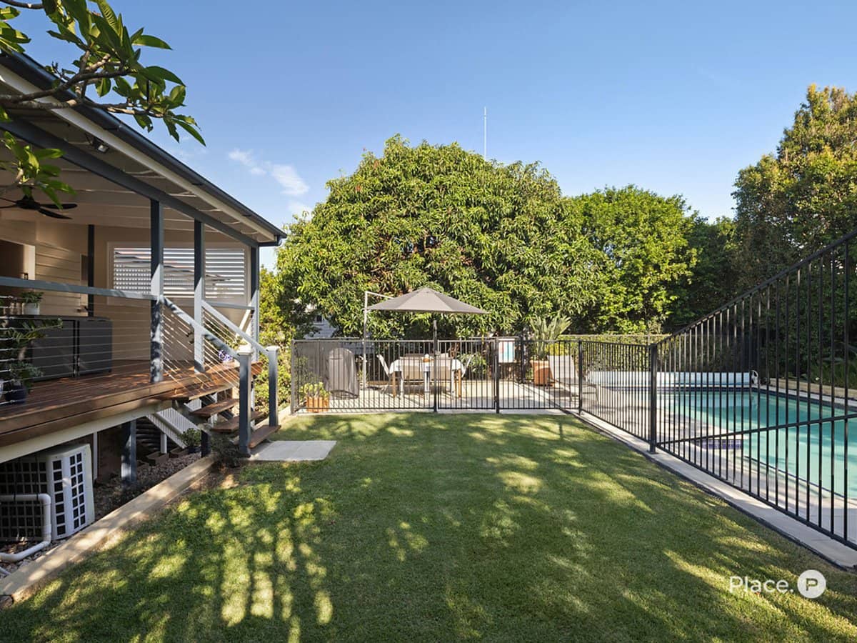 277 Chatsworth Road, Coorparoo - Thumbnail 10