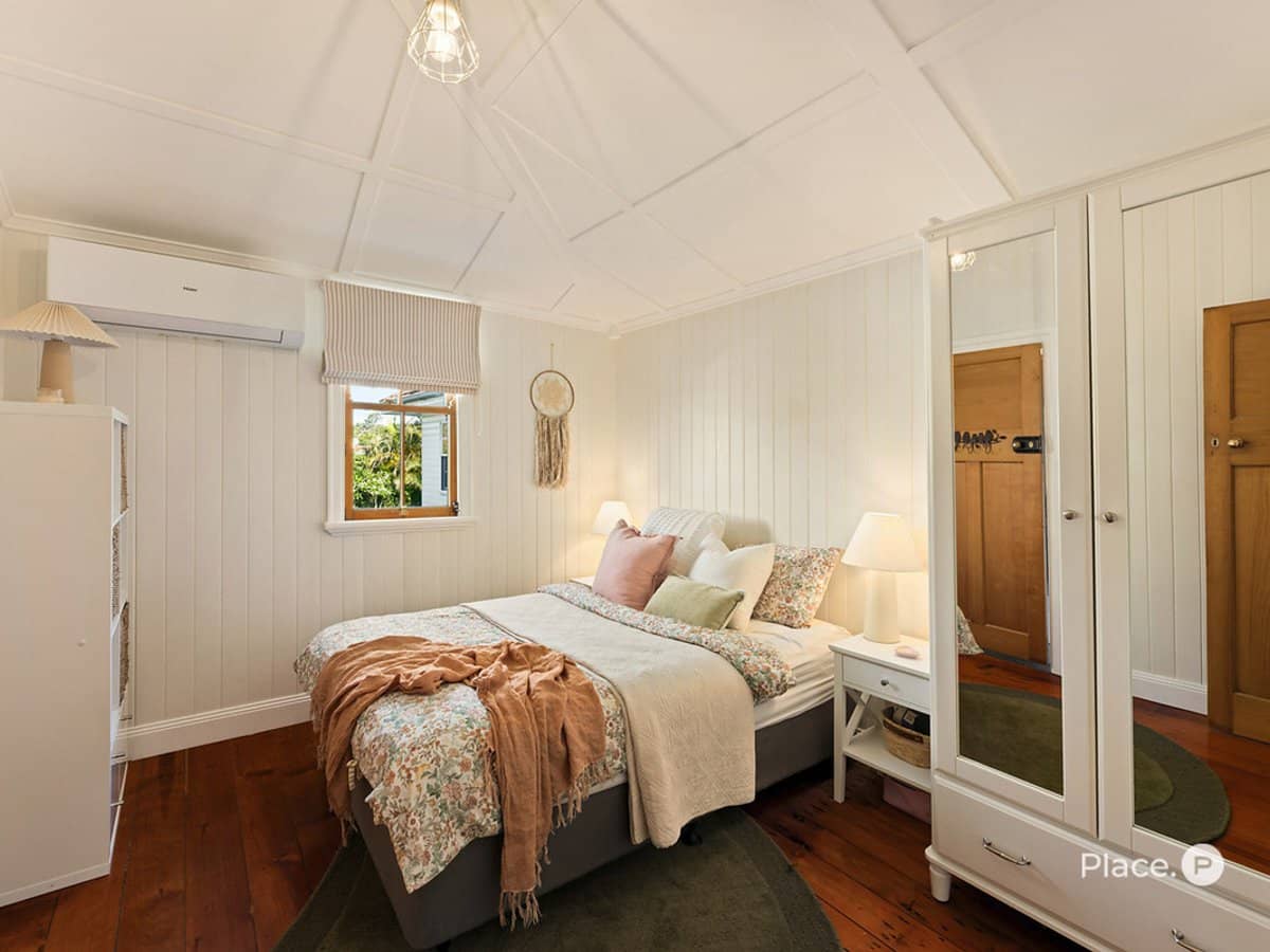 277 Chatsworth Road, Coorparoo - Thumbnail 15