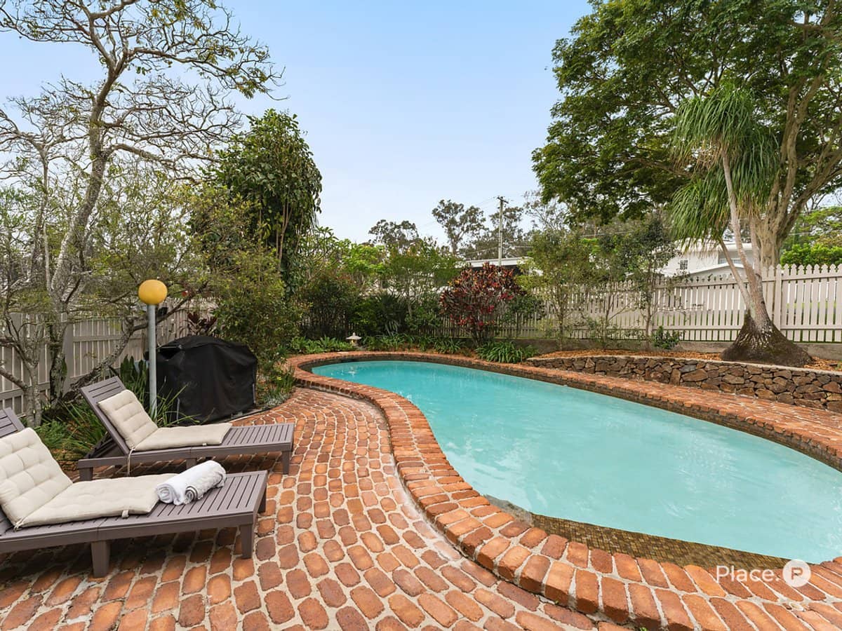 54 Octantis Street, Coorparoo - Thumbnail 22