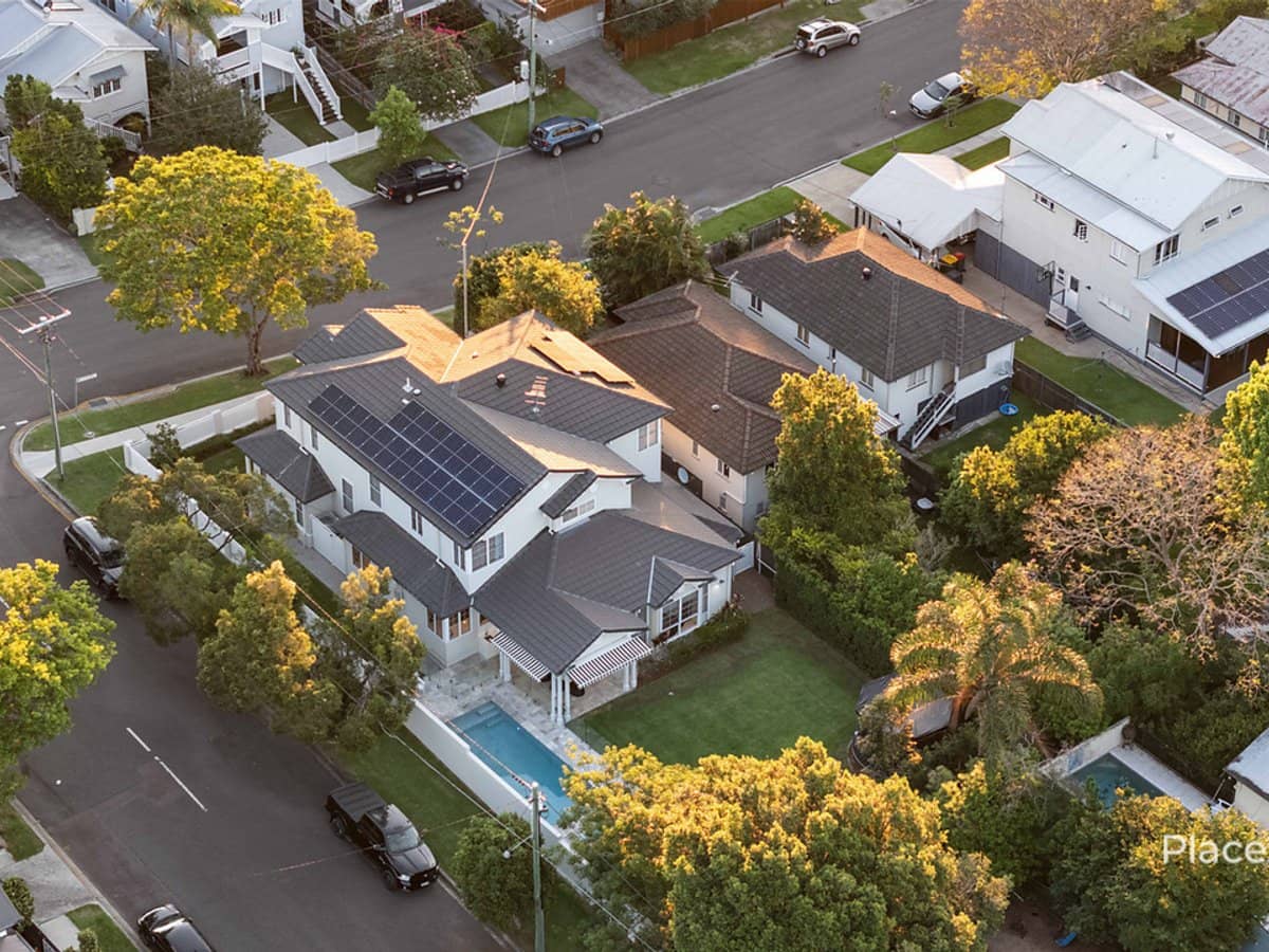 90 Overend Street, Norman Park - Thumbnail 33