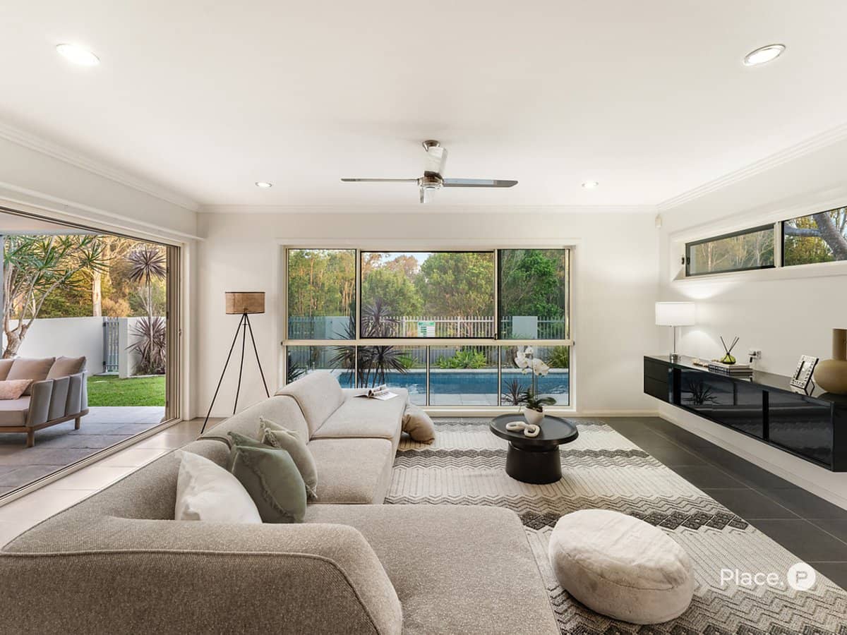 31 Talltrees Circuit, Wakerley - Thumbnail 2