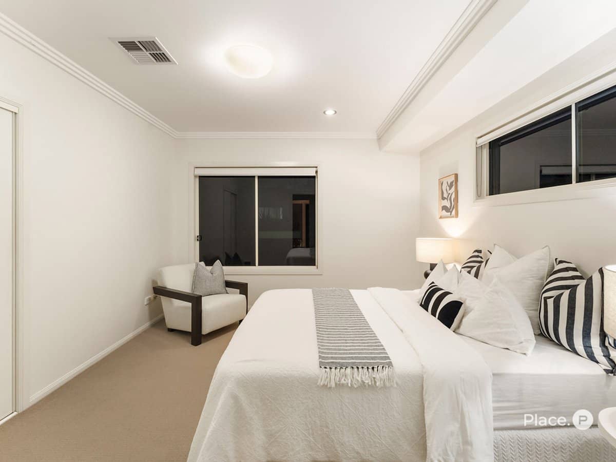 31 Talltrees Circuit, Wakerley - Thumbnail 15