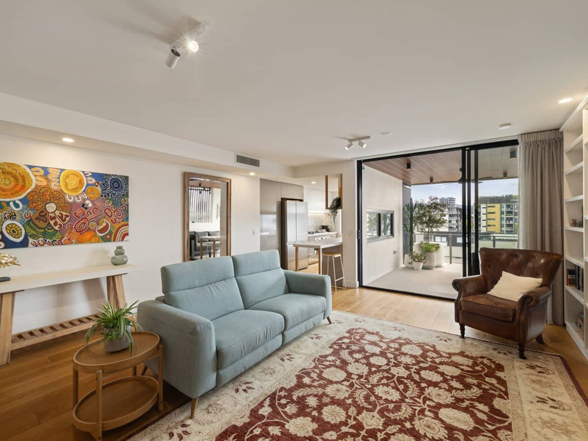 12 Bailey Street, West End - Thumbnail 6