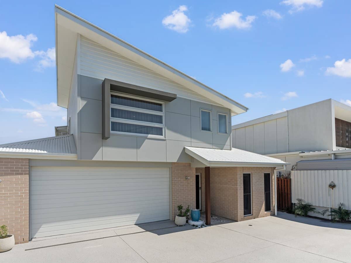 24 Petrel Avenue, MERMAID BEACH - Thumbnail 5