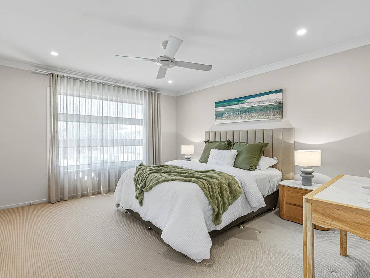 24 Petrel Avenue, MERMAID BEACH - Thumbnail 12