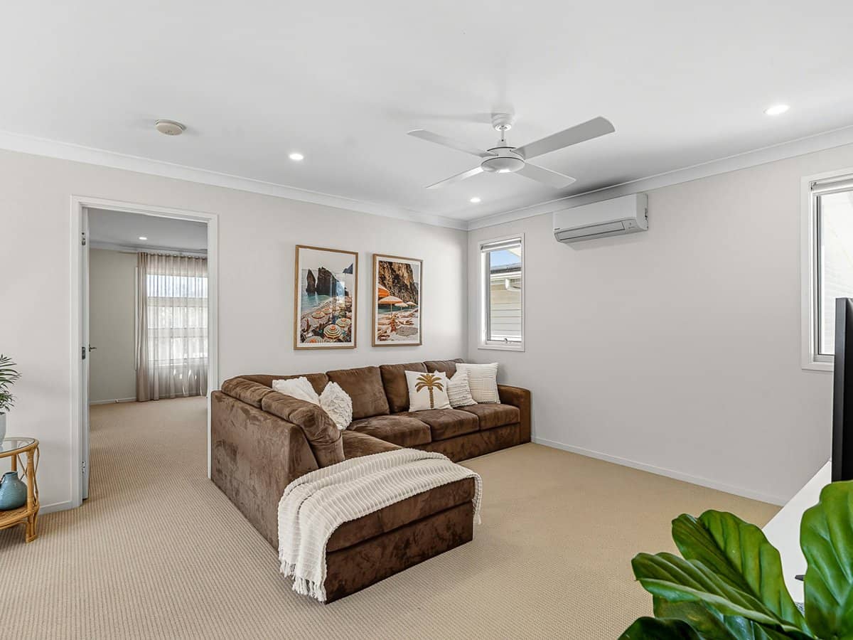 24 Petrel Avenue, MERMAID BEACH - Thumbnail 14